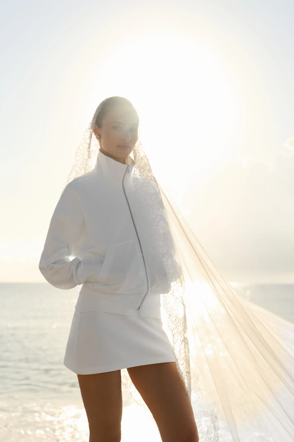  WEEKEND CLUB презентує Bridal Drop